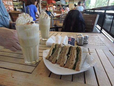 Kuranda Trading Post Restaurant - Food Delivery Shop 0