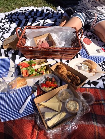 O’Reilly’s Canungra Valley Vineyards - Food Delivery Shop 0