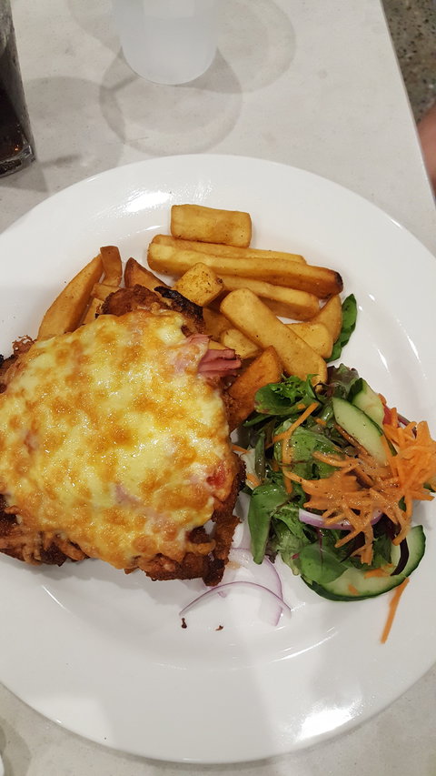 SurfAir Beach Hotel - Food Delivery Shop 6