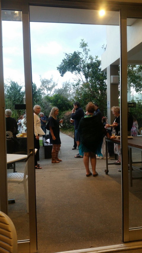 SurfAir Beach Hotel - Food Delivery Shop 8