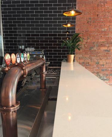 Blue Tongue Wine Bar - Food Delivery Shop 7