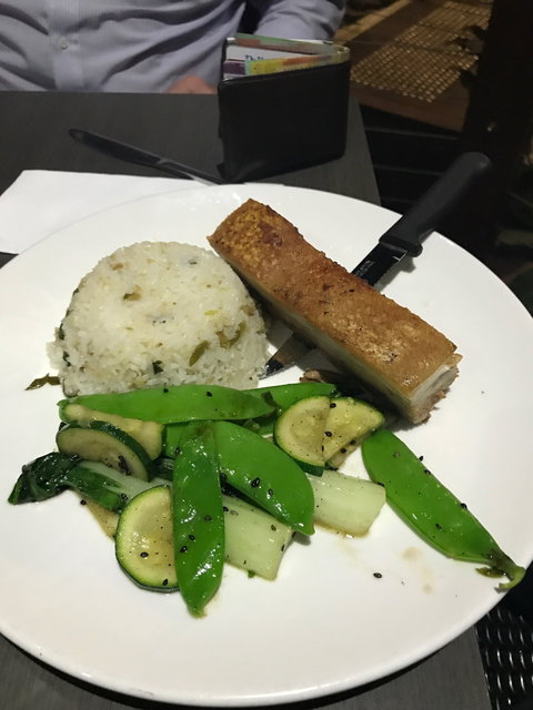 Q Bar And Brasserie On The Avenue - Food Delivery Shop 2