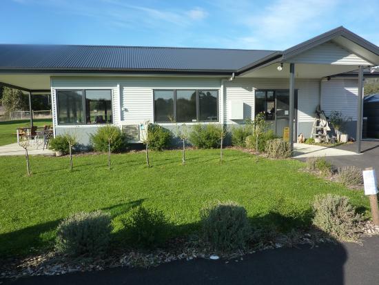 Grove TAS Food Delivery Shop