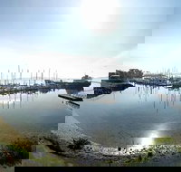 Beauty Point Waterfront Hotel - Food Delivery Shop