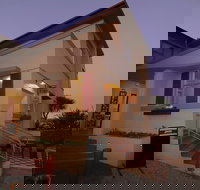 Riviera Hotel Bistro - Food Delivery Shop