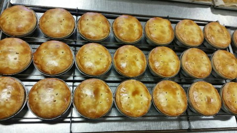 Pinjarra French Hot Bread Shop - Food Delivery Shop 0