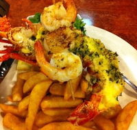The Cray Seafood  Grill Restaurant - Food Delivery Shop