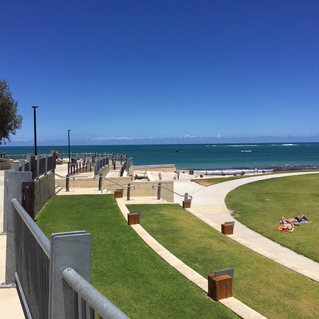 Oceans 27 - Pet Food Australia 0