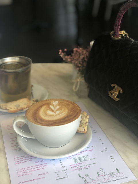 Cafe 140 - Food Delivery Shop 3