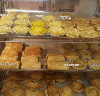 Halls Creek Bakery - Food Delivery Shop