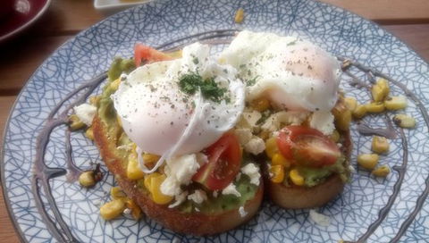 Lo's Cafe Fusion Bistro - Pet Food Australia 0