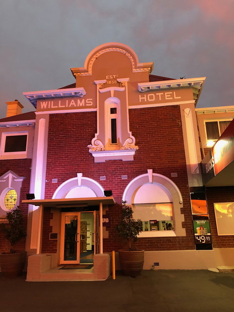 Williams Hotel Restaurant - Food Delivery Shop 1