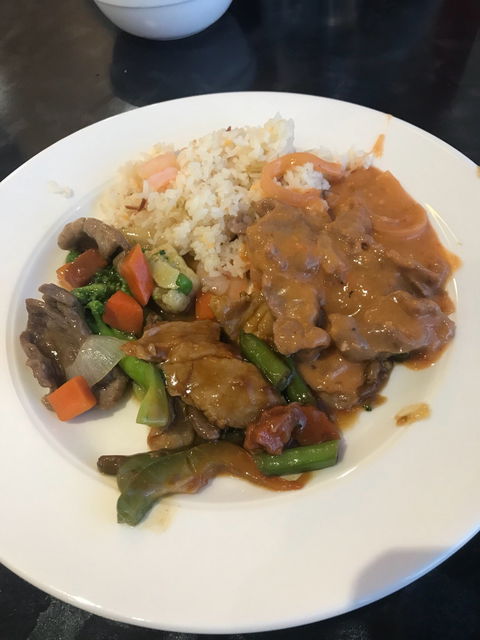 Queen Bee Indonesian And Chinese Restaurant - Food Delivery Shop 2