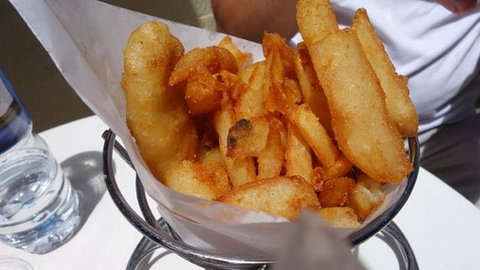 Fishbone Cafe & Mio Gelato - Food Delivery Shop 0