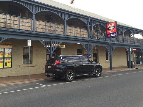 Tailem Bend Hotel And Restaurant - Food Delivery Shop 0