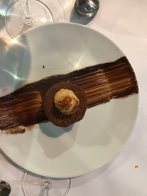 C'est Bon Restaurant Francais - Pet Food Australia 4