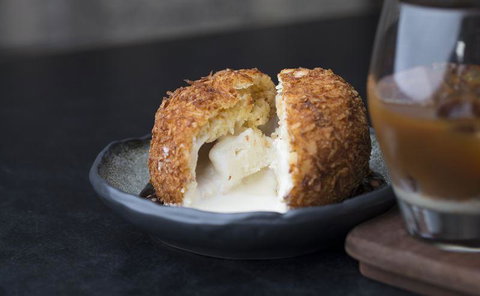 Apple Daily Bar & Eating House - Pet Food Australia 17