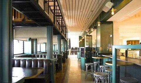 Apple Daily Bar & Eating House - Pet Food Australia 6