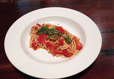 Katch-Up Seafood Grill & More - Pet Food Australia 3