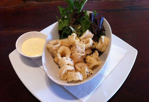 Katch-Up Seafood Grill & More - Pet Food Australia 6