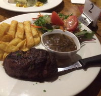 Royal Hotel - Pet Food Australia