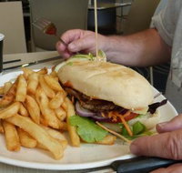 Sovereign Tavern - Pet Food Australia