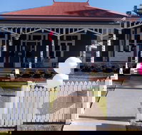 Urban Paddock Cafe - Food Delivery Shop