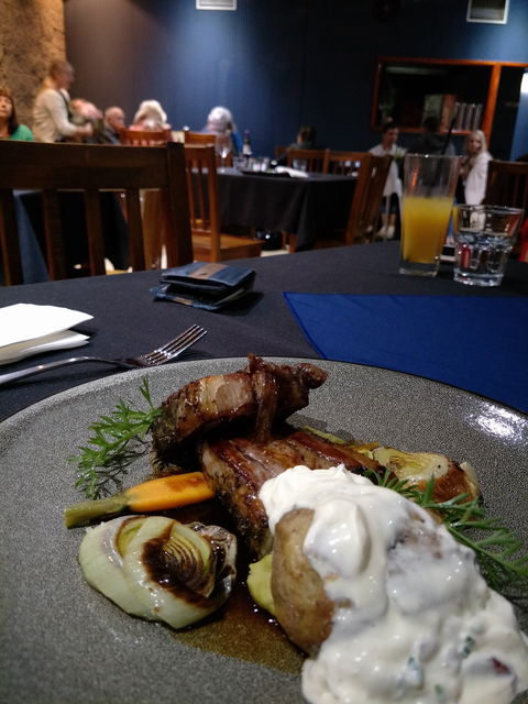 Austin House Restaurant - Pet Food Australia 4