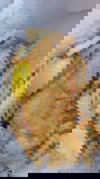 Gilld n Guttd Seafood Place