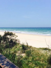 Peregian Beach Takeaway and Peregian Beach Food Delivery Shop Food Delivery Shop