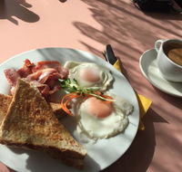 Travellers Rest Cafe - Food Delivery Shop