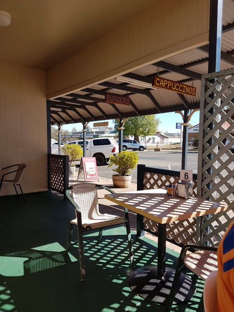 HotChoc Coffee Shop - Pet Food Australia 3