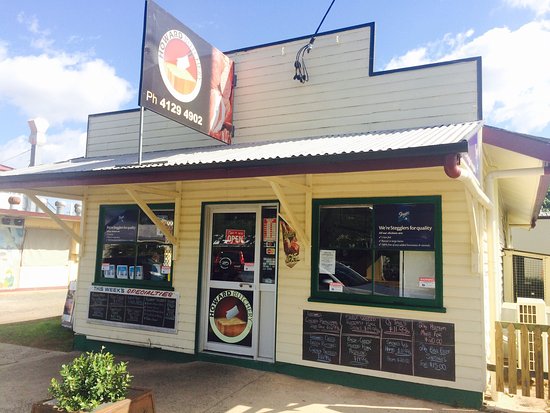 Beelbi Creek QLD Pet Food Australia