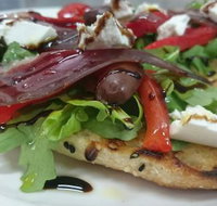 Mena Creek Hotel - Pet Food Australia