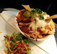 Phoenix Hotel - Pet Food Australia