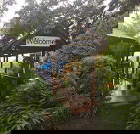 Spring Creek Mountain Cafe  Cottages - Pet Food Australia