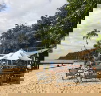 Sunset Bar Dunk Island - Pet Food Australia