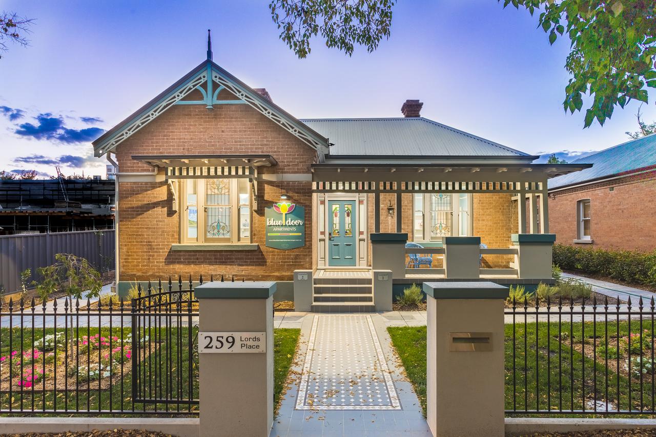 Blue Door Apartments Orange