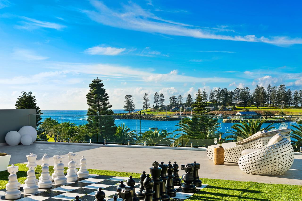 Belle Vue- Penthouse at Black Beach Kiama