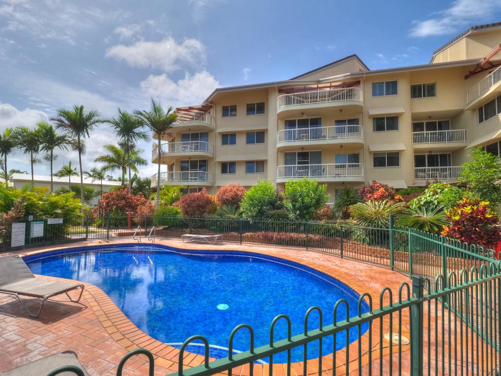 Charlton Apartments on the Esplanade Torquay