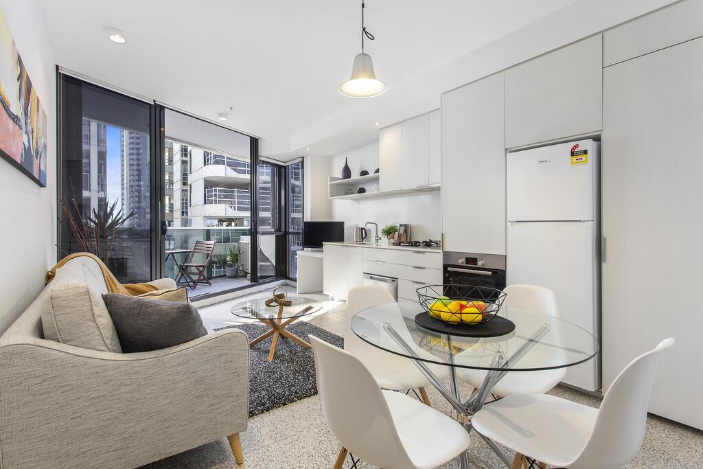 Complete Host SEE Apartments South Yarra