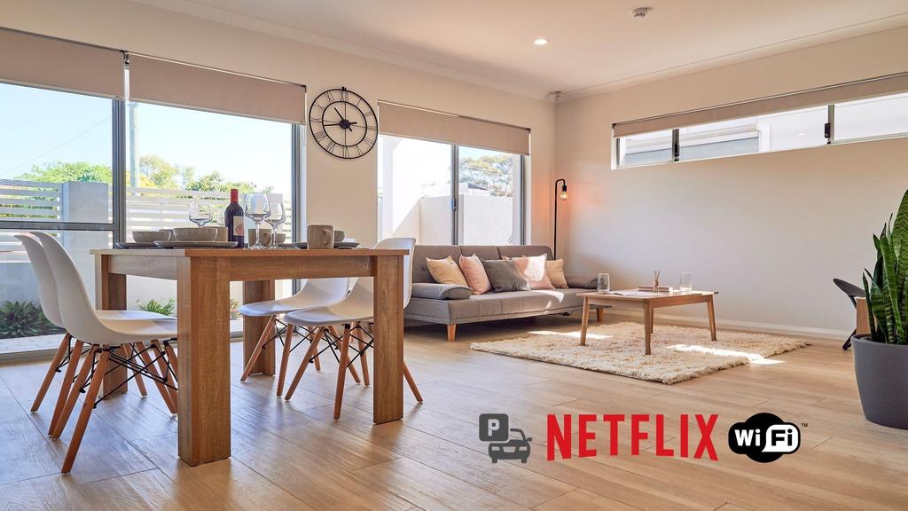 Cozy  Central Apt at Garden City - Free WiFi Booragoon