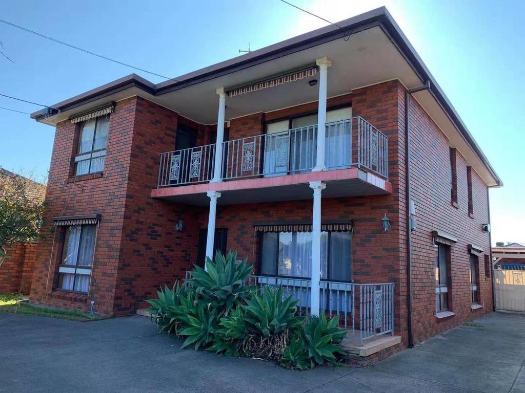 Cozy Ensuite Master Bedroom in Bentleigh East Bentleigh East