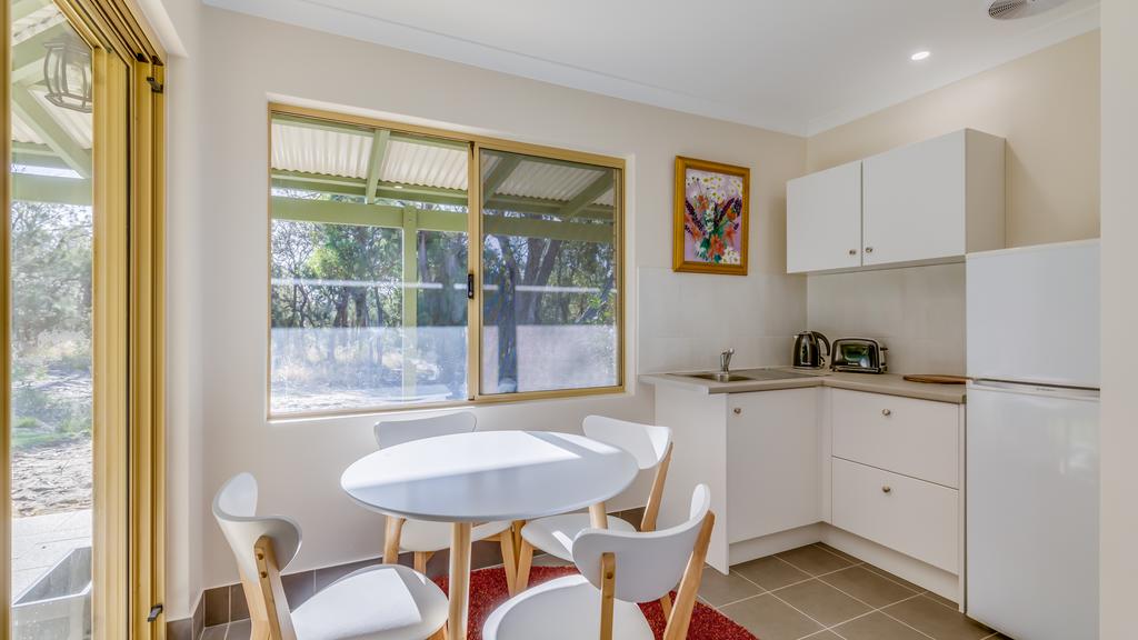 Devonleigh Bed and Breakfast Baldivis