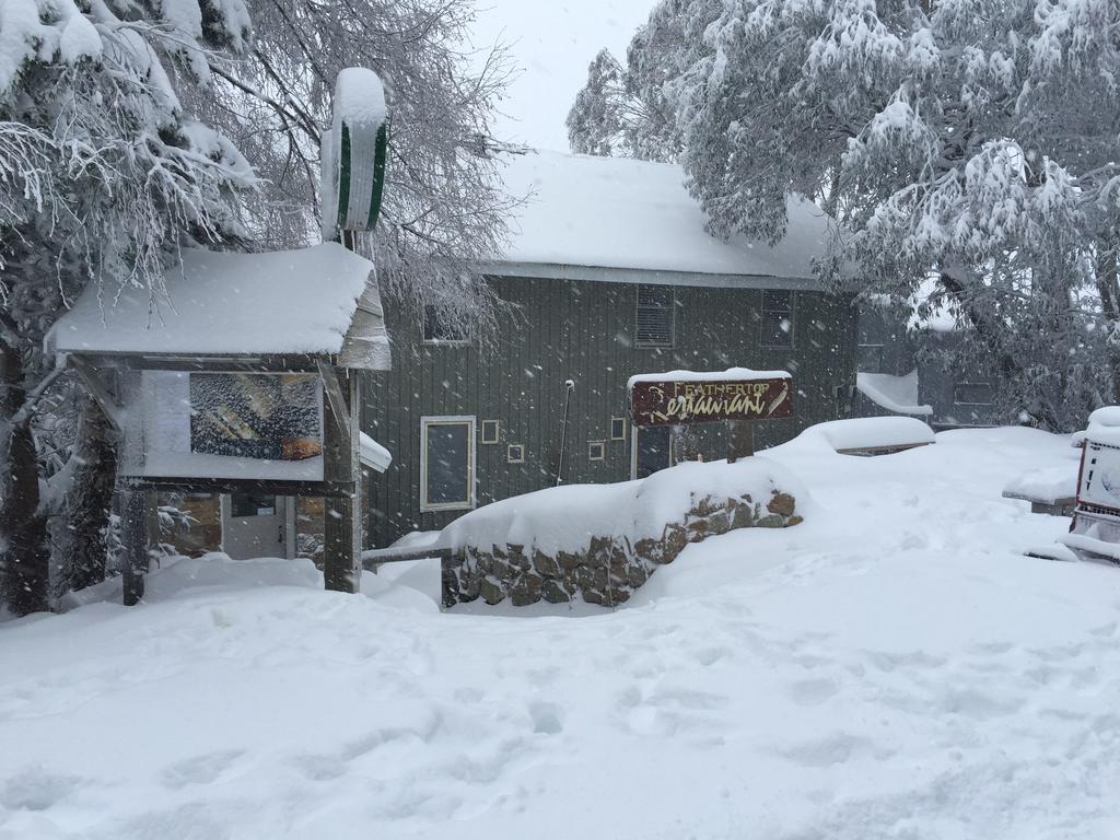 Feathertop Alpine Lodge Falls Creek
