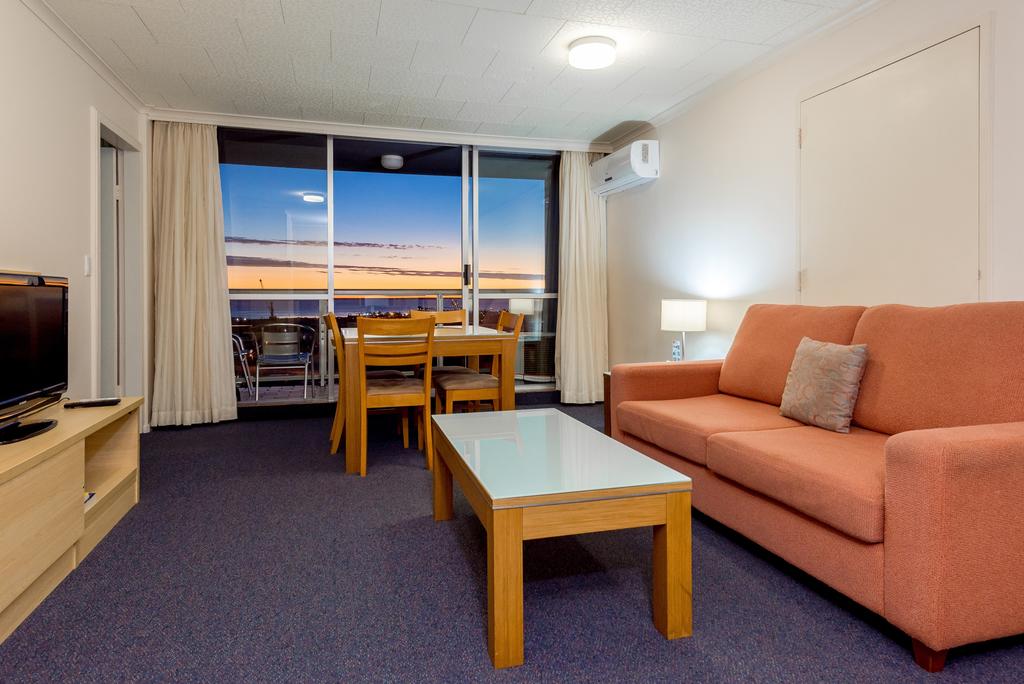 Highpoint International Gladstone