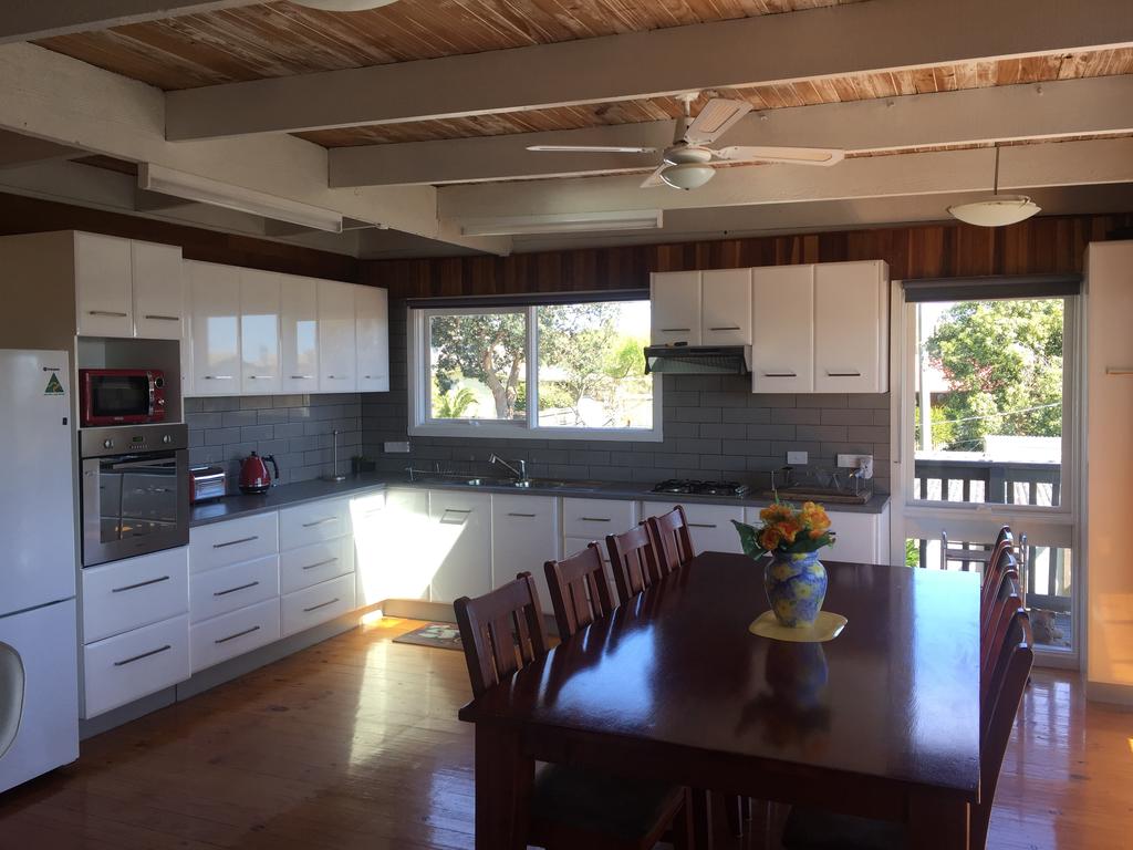 Island Getaway Wimbledon Heights