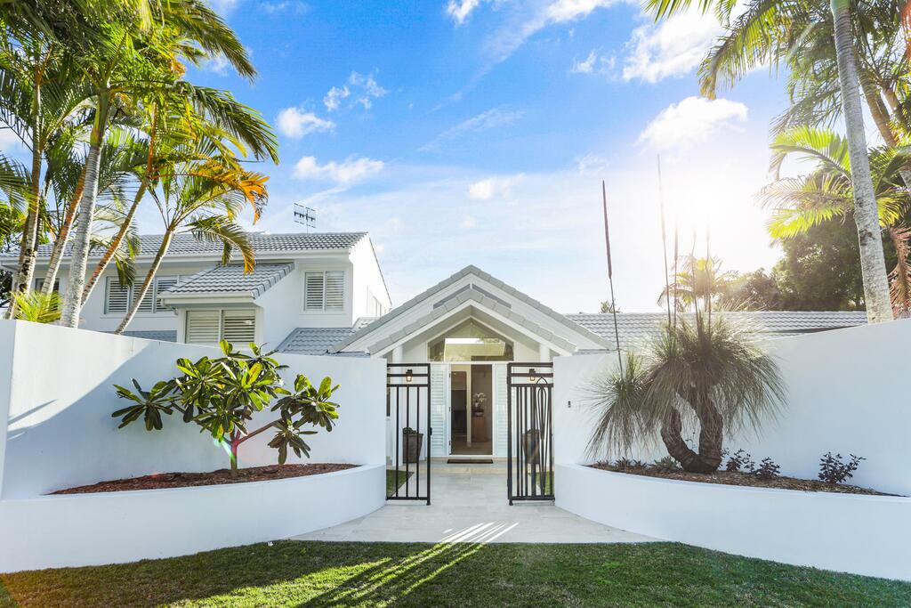 Island living in the heart of Noosa Noosa