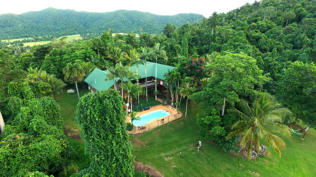 Jackaroo Treehouse Mission Beach Bingil Bay