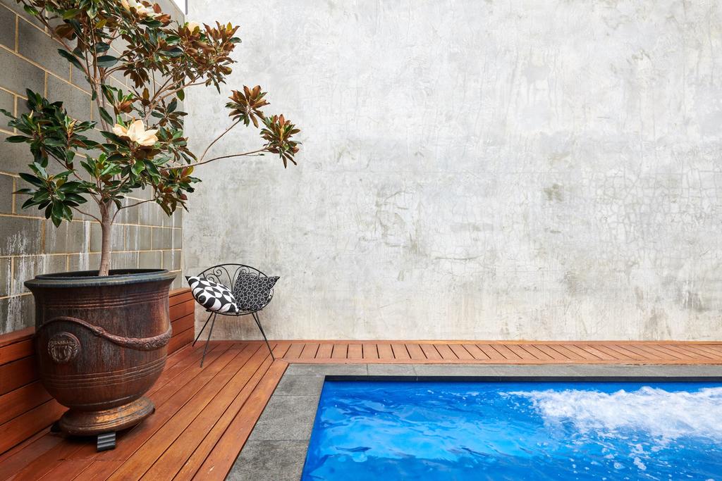 Luxury on Vincent North Perth